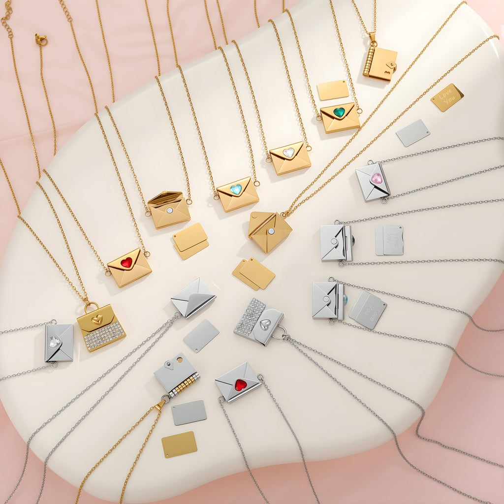 Mothers's Day gift: heart necklace