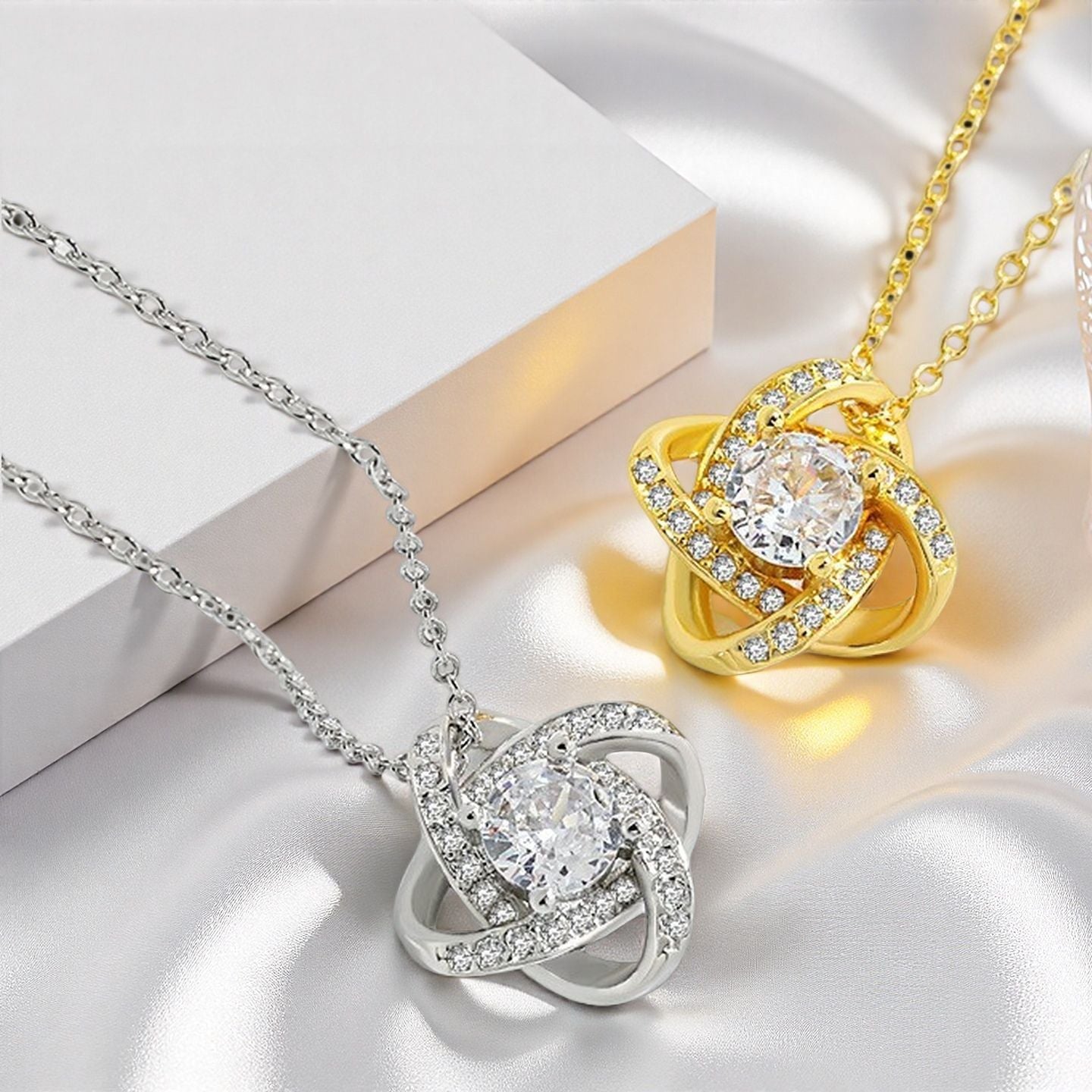 Lucky Clover Necklace Female